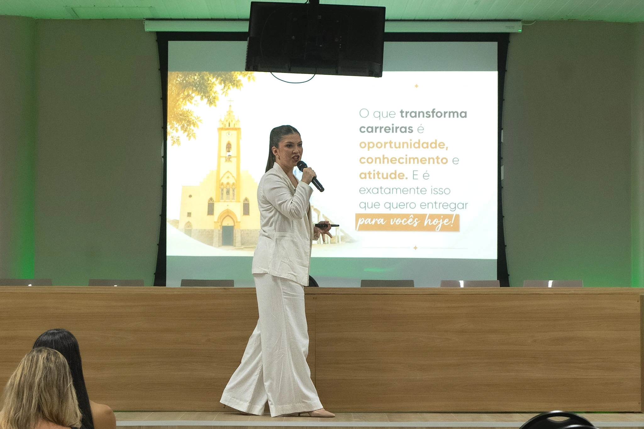 Dra. Joanna Rodrigues Momento 12