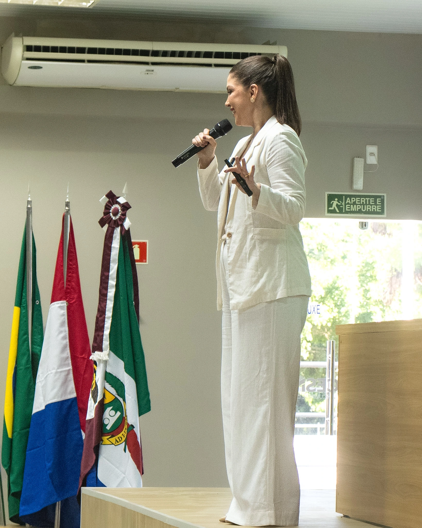 Dra. Joanna Rodrigues Momento 15